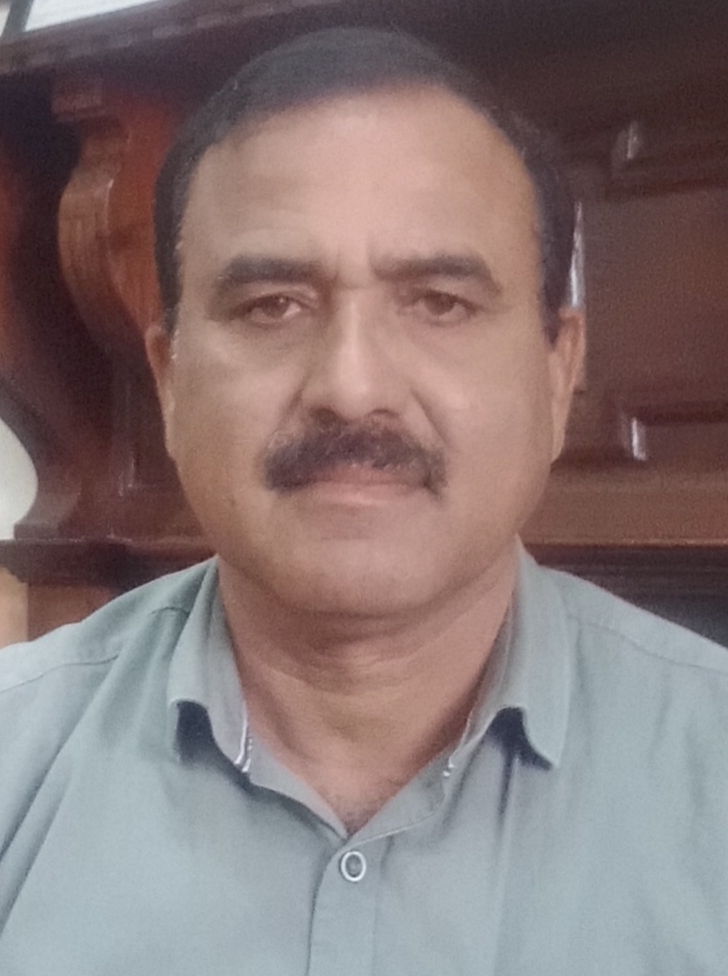 Dr.Pawan Kumar - Director Photo